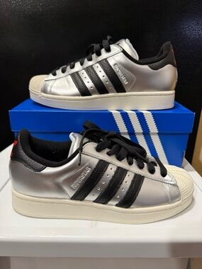 Adidas Originals Superstar II Striped Silver Black Men's Size 7 KI2005 Women's 8